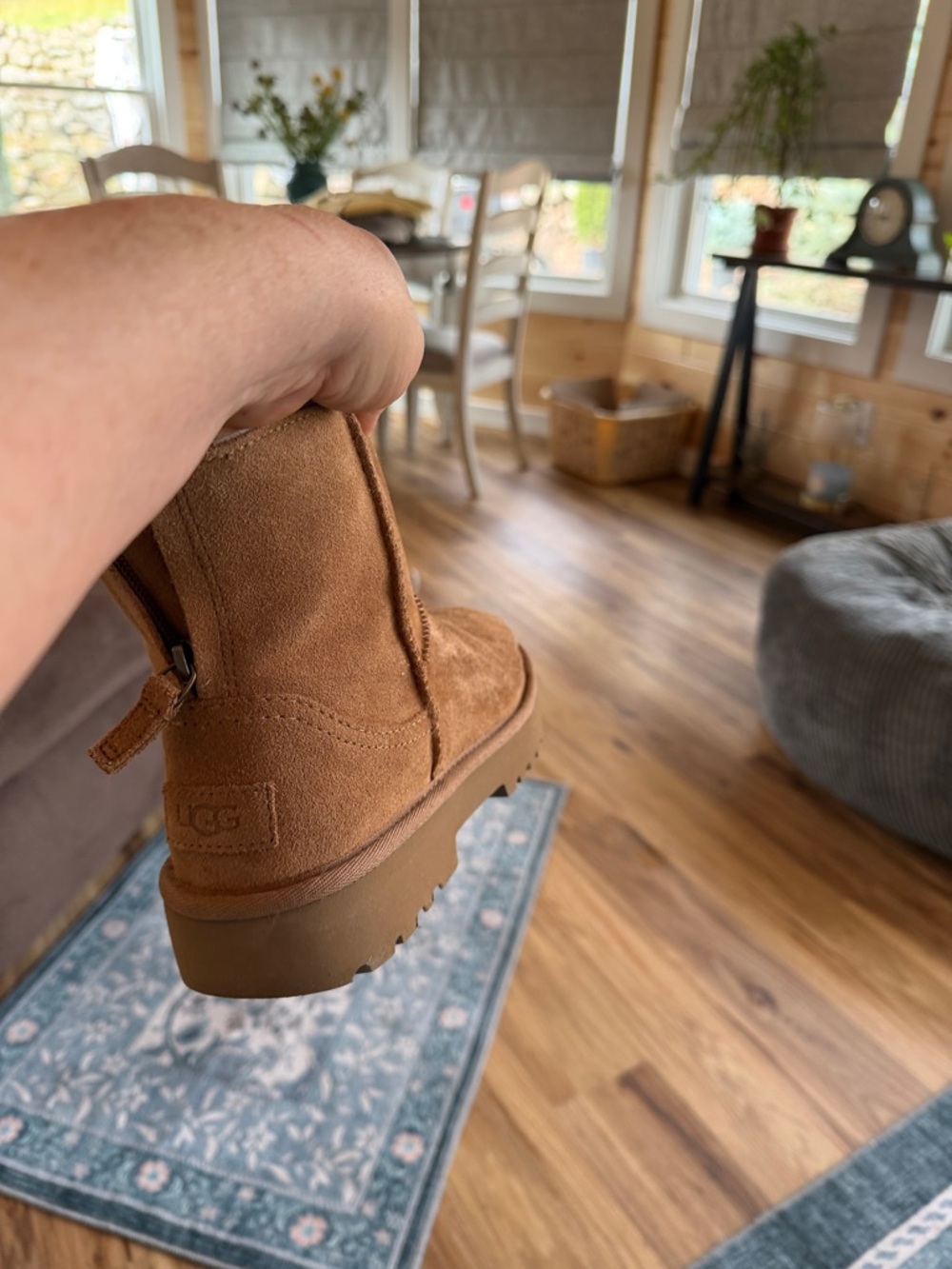 Ugg Chestnut Suede Shearling Lined Short Boot - Picture 3 of 8